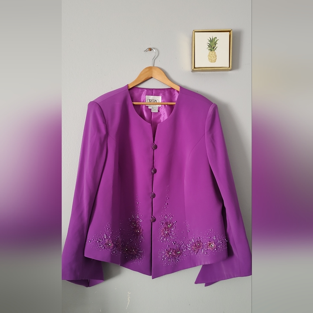 Suit Carissimo  Color Purple Size 22 Embellished Asymmetric Sleeve Buttons front